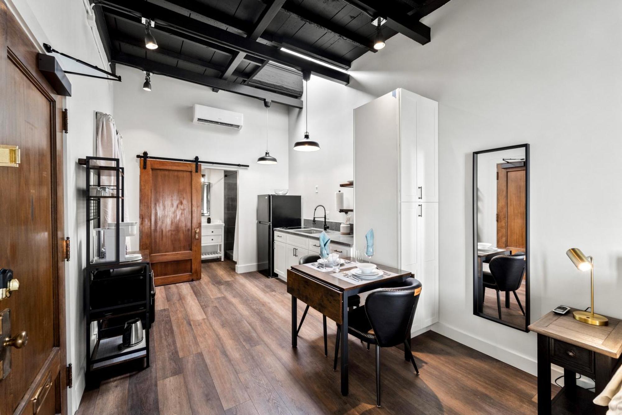 The Artifact Aparthotel *